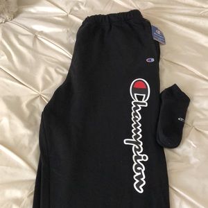 CHAMPION SWEATPANTS (socks not included)